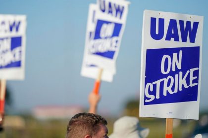 UAW Strikes Begin As Ford, General Motors And Stellantis Fail To Reach Agreement With Workers’ Union Forbes – Markets